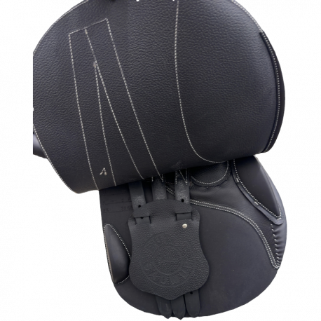 Selle Butet Siège semi-plat 17