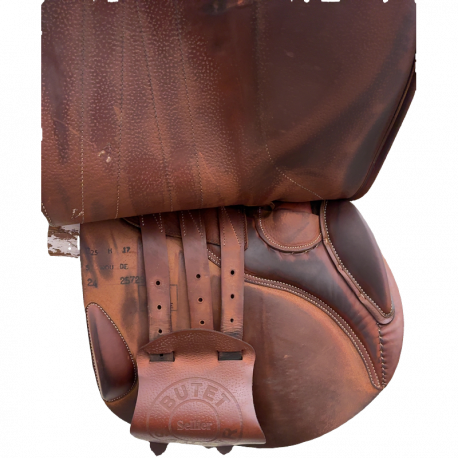 Selle Butet Siège semi-creux 17