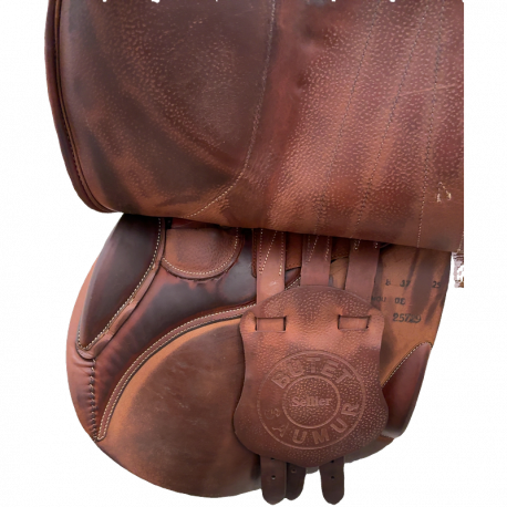 Selle Butet Siège semi-creux 17